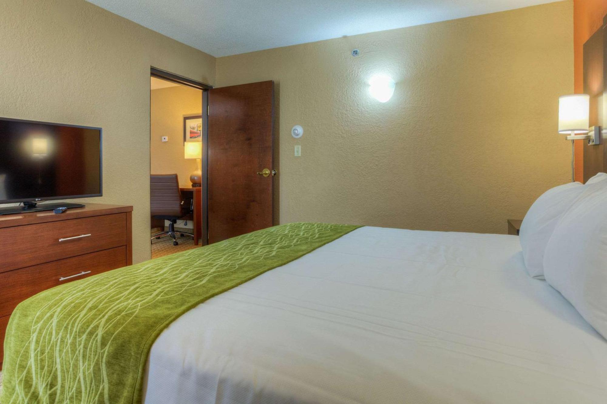 Comfort Inn & Suites Evansville Airport Ngoại thất bức ảnh