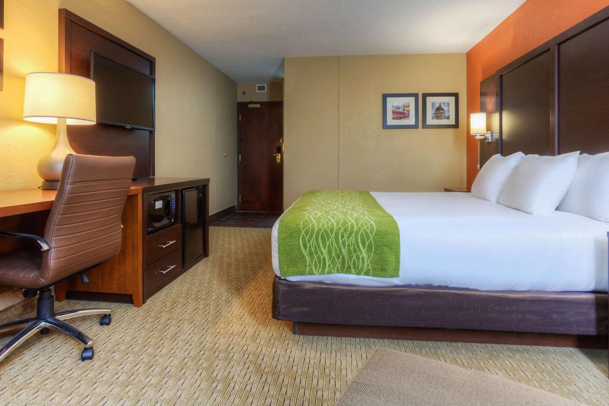 Comfort Inn & Suites Evansville Airport Ngoại thất bức ảnh