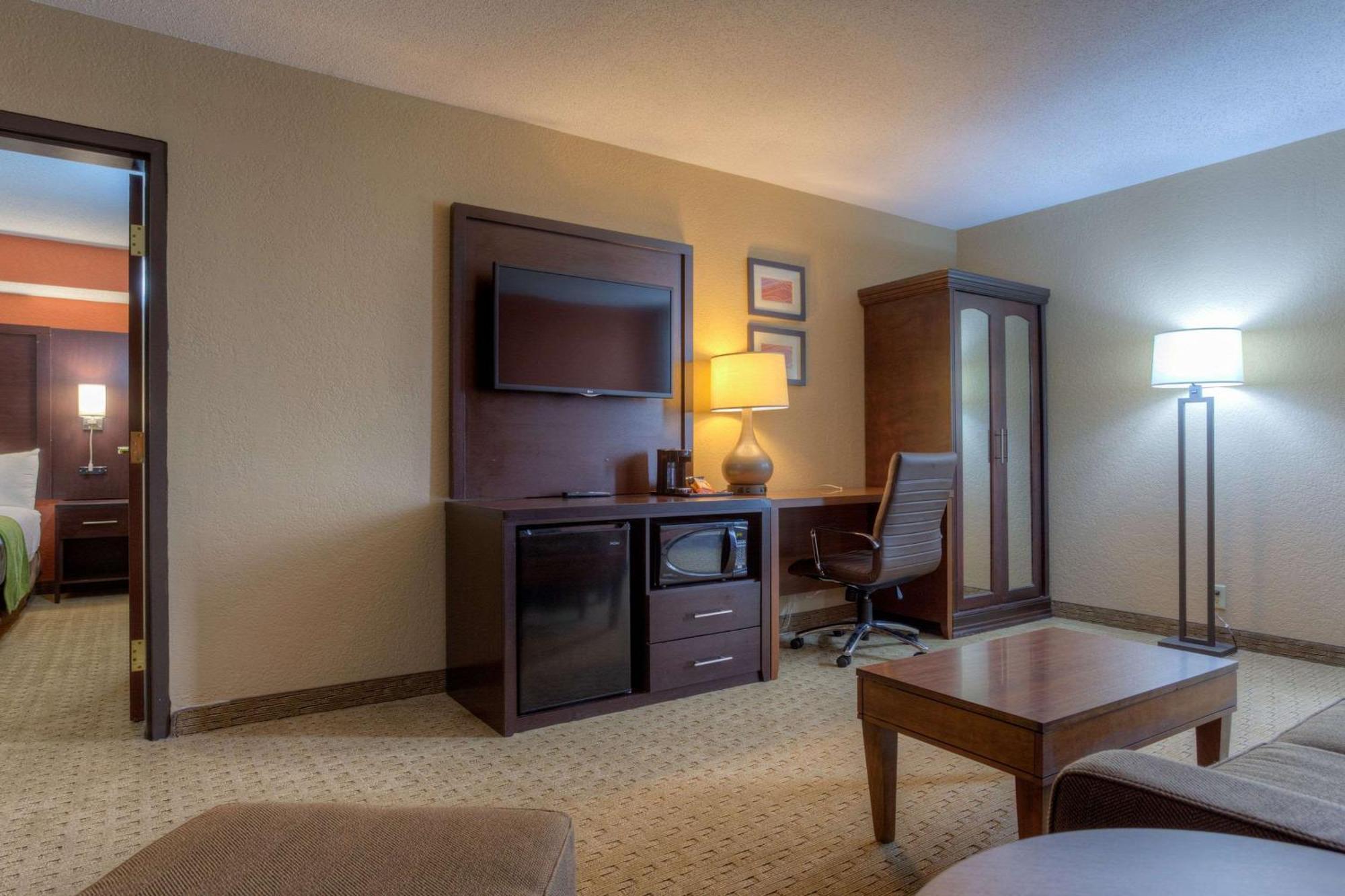Comfort Inn & Suites Evansville Airport Ngoại thất bức ảnh