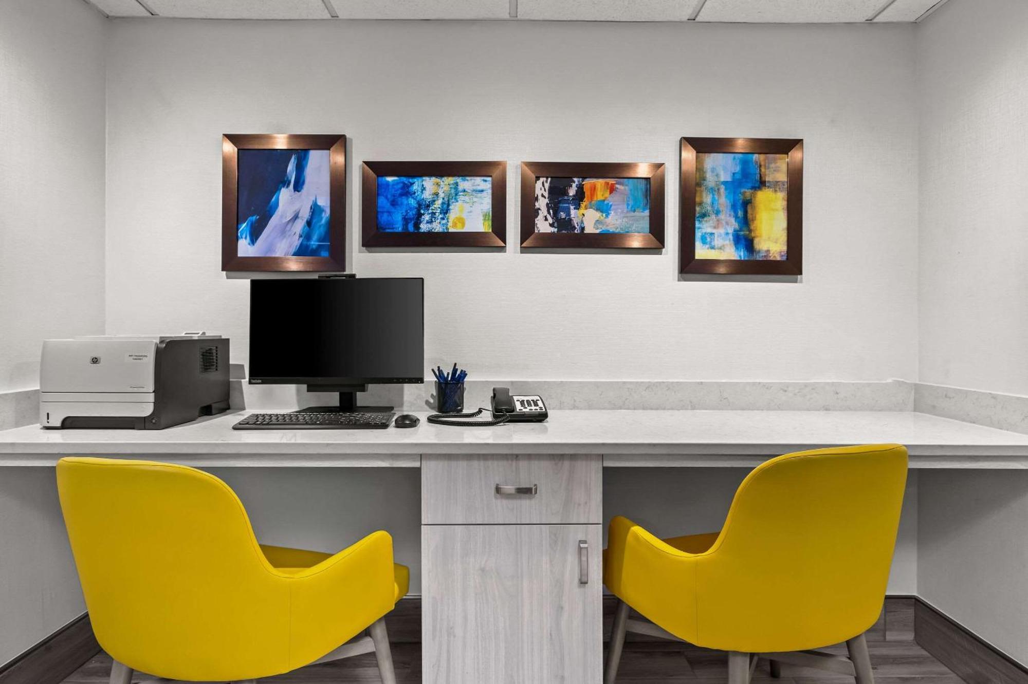 Comfort Inn & Suites Evansville Airport Ngoại thất bức ảnh